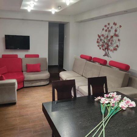 Elsa'S House Apartment Arta Luaran gambar